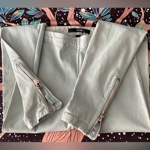 Joe’s Jeans Skinny Fit